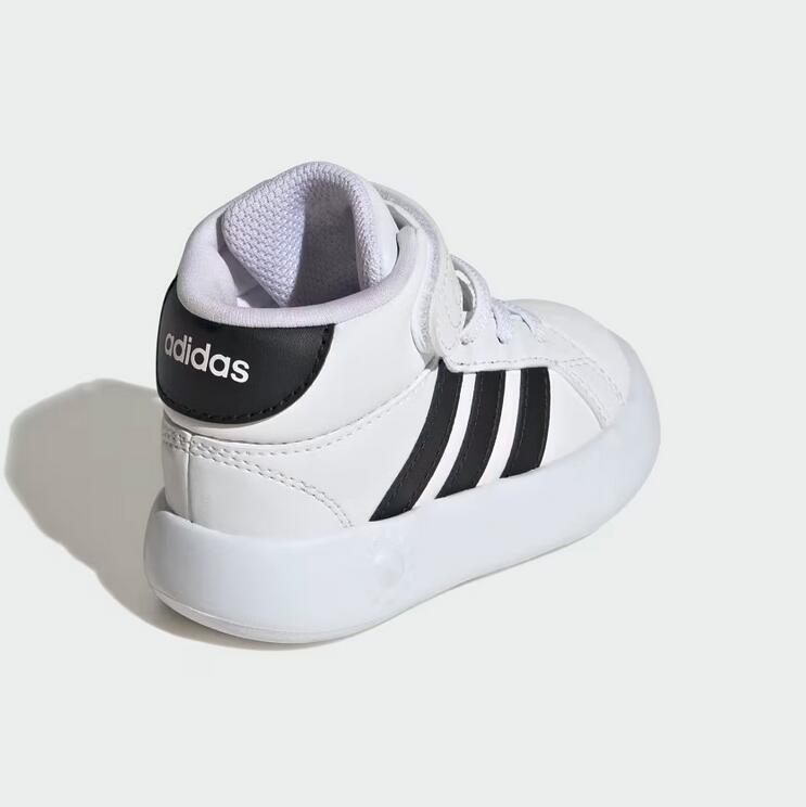 Sapatilhas Adidas modelo IE3866 para bebê 5/7