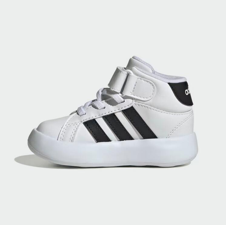 Sapatilhas Adidas modelo IE3866 para bebê 6/7