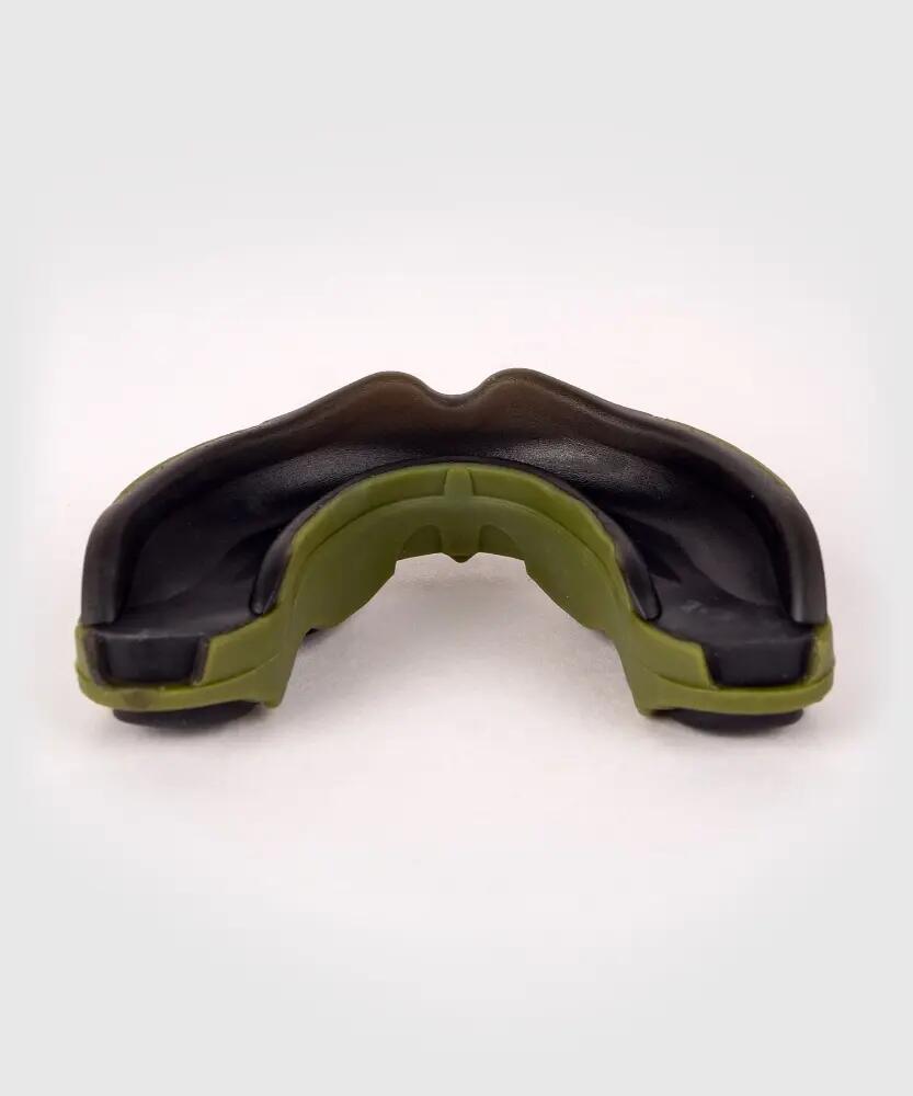 Protector bucal Venum Predator color caqui/negro 2/4