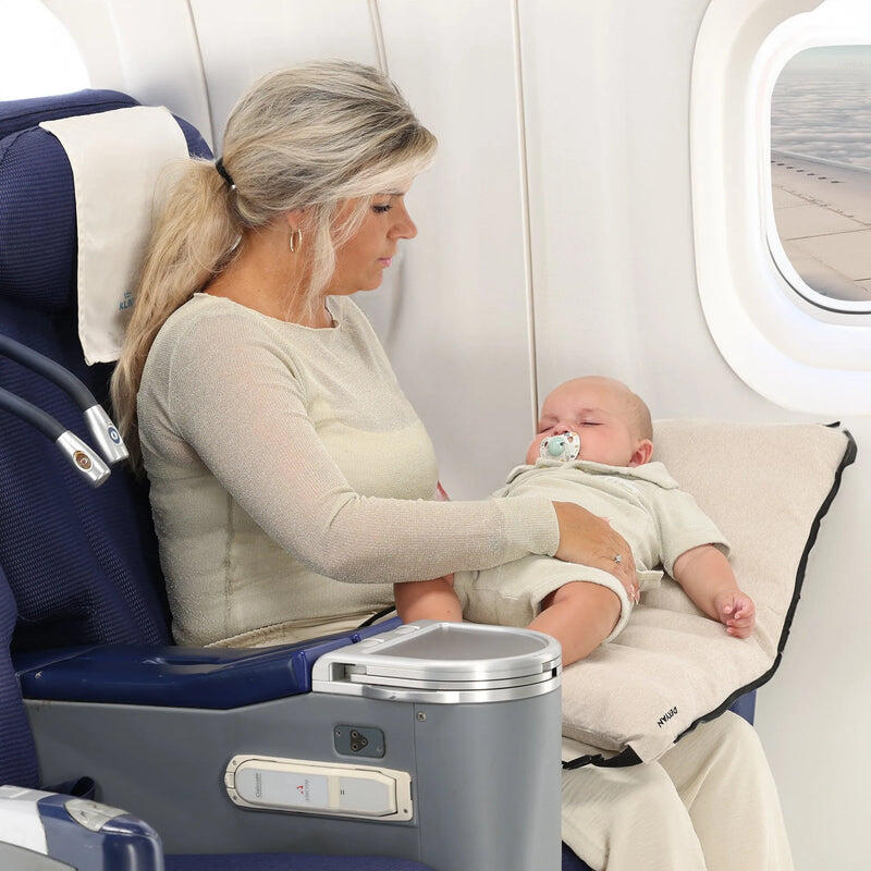 Łóżeczko samolotowe - Poduszka podróżna z materacem Deryan AirTraveller