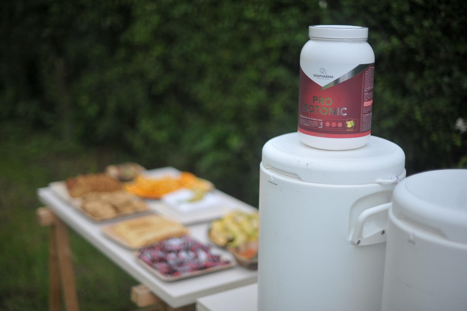Isotone energiedrank sportdrank: Tropical smaak • Plakt niet • 15 porties 5/6