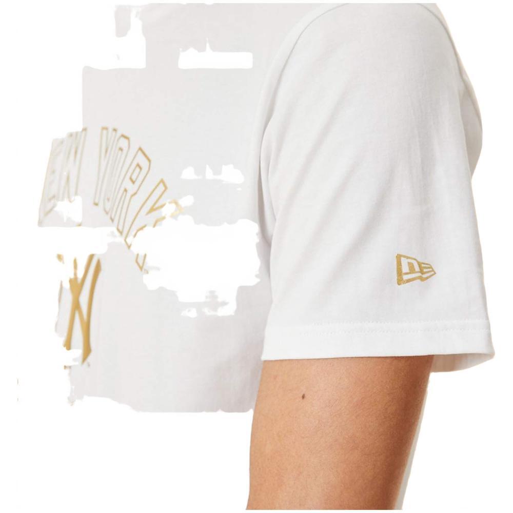 Camiseta de manga corta para hombre New era Mlb metallic grphc en color blanco 3/4