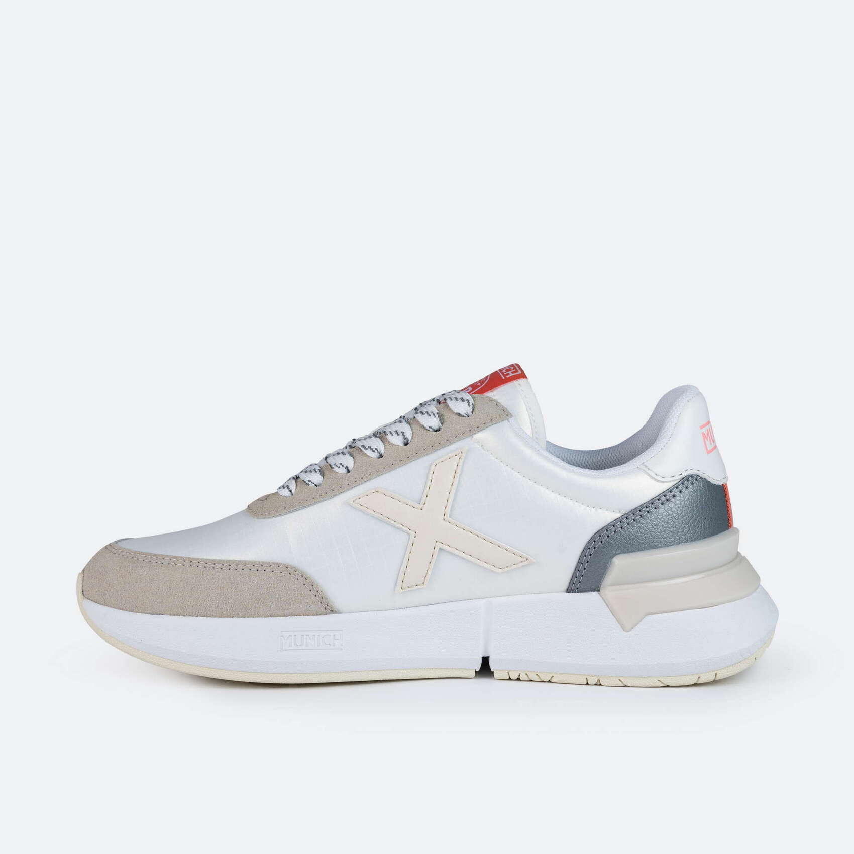 Baskets Munich modèle 4173074 pour femmes 2/5