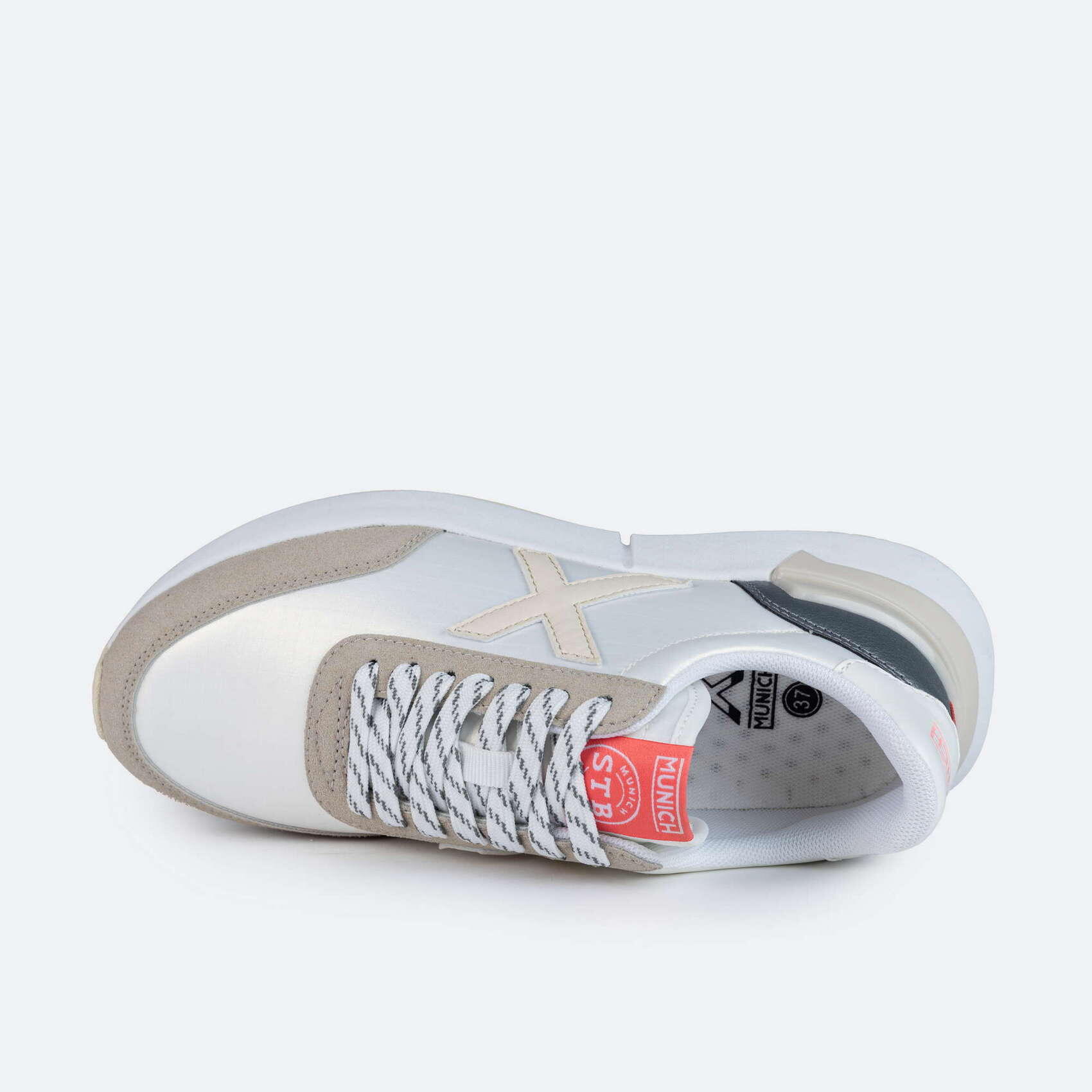 Baskets Munich modèle 4173074 pour femmes 3/5