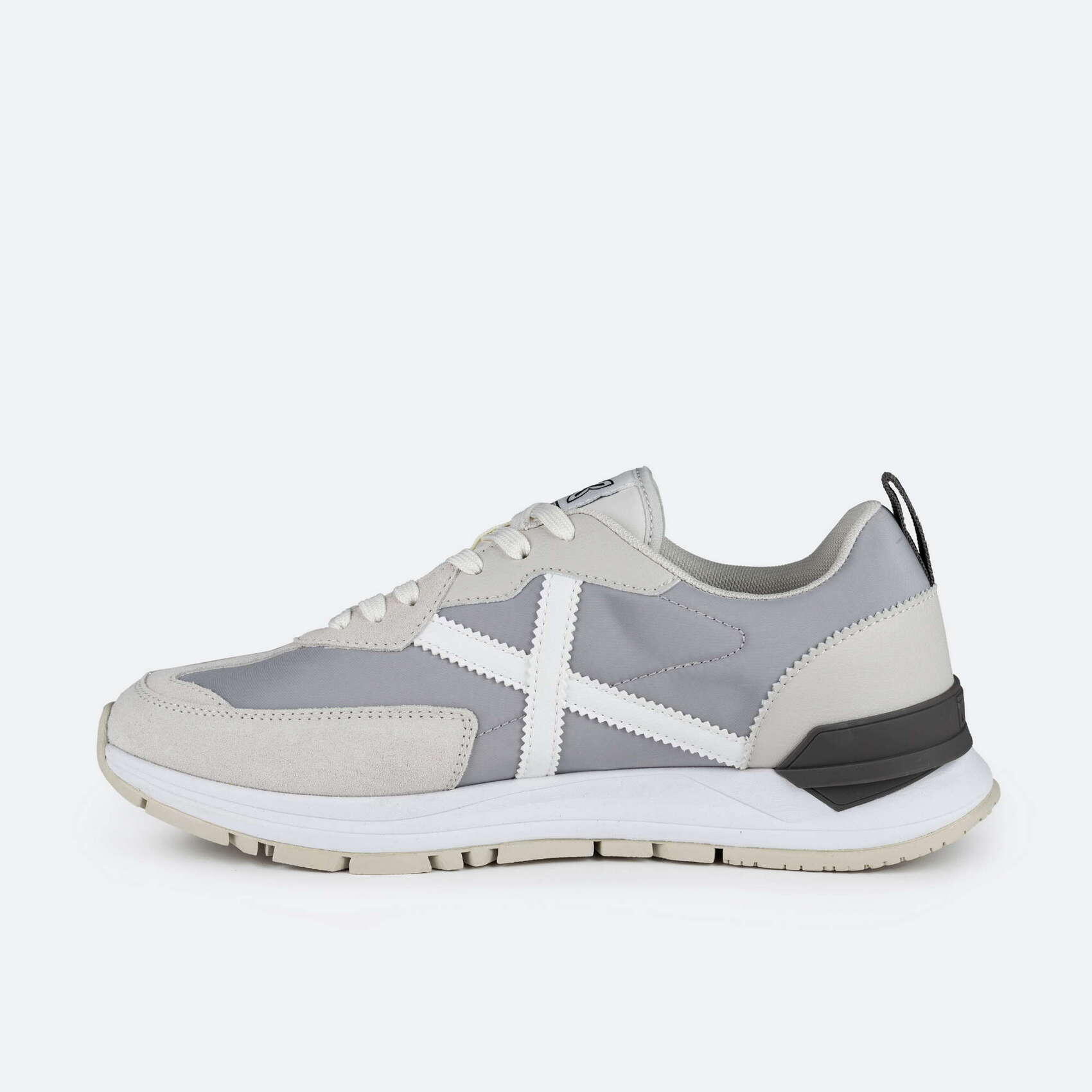 Baskets Munich modèle 8832012 pour homme 2/5