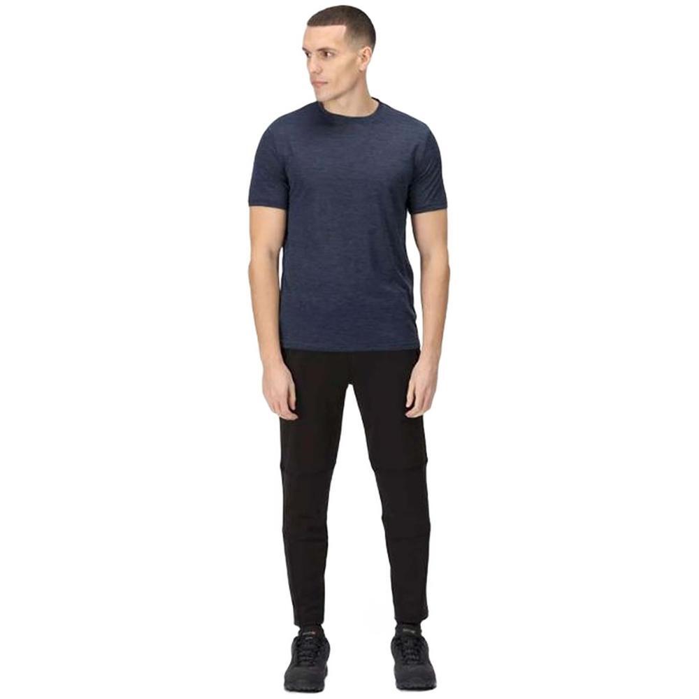 Pantalon largo para hombre Regatta Carstol en color negro 3/4
