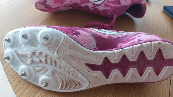 Entre Particuliers - Crampons Saucony 5/5