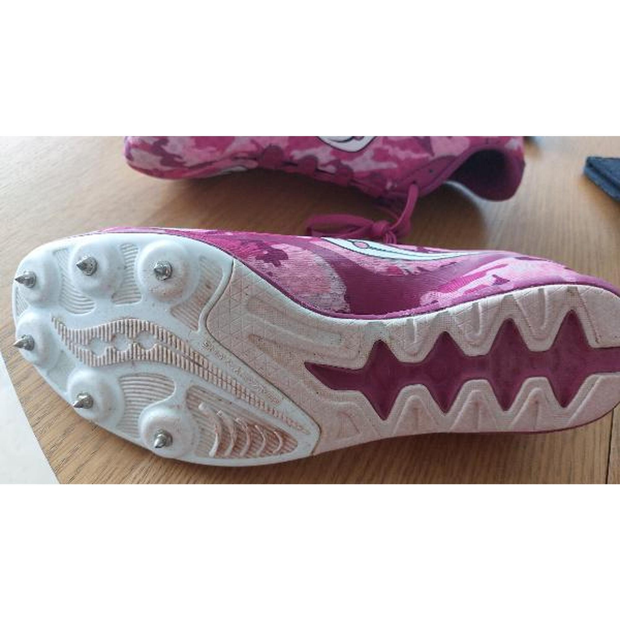 Tussen Particulieren - Spikes Saucony