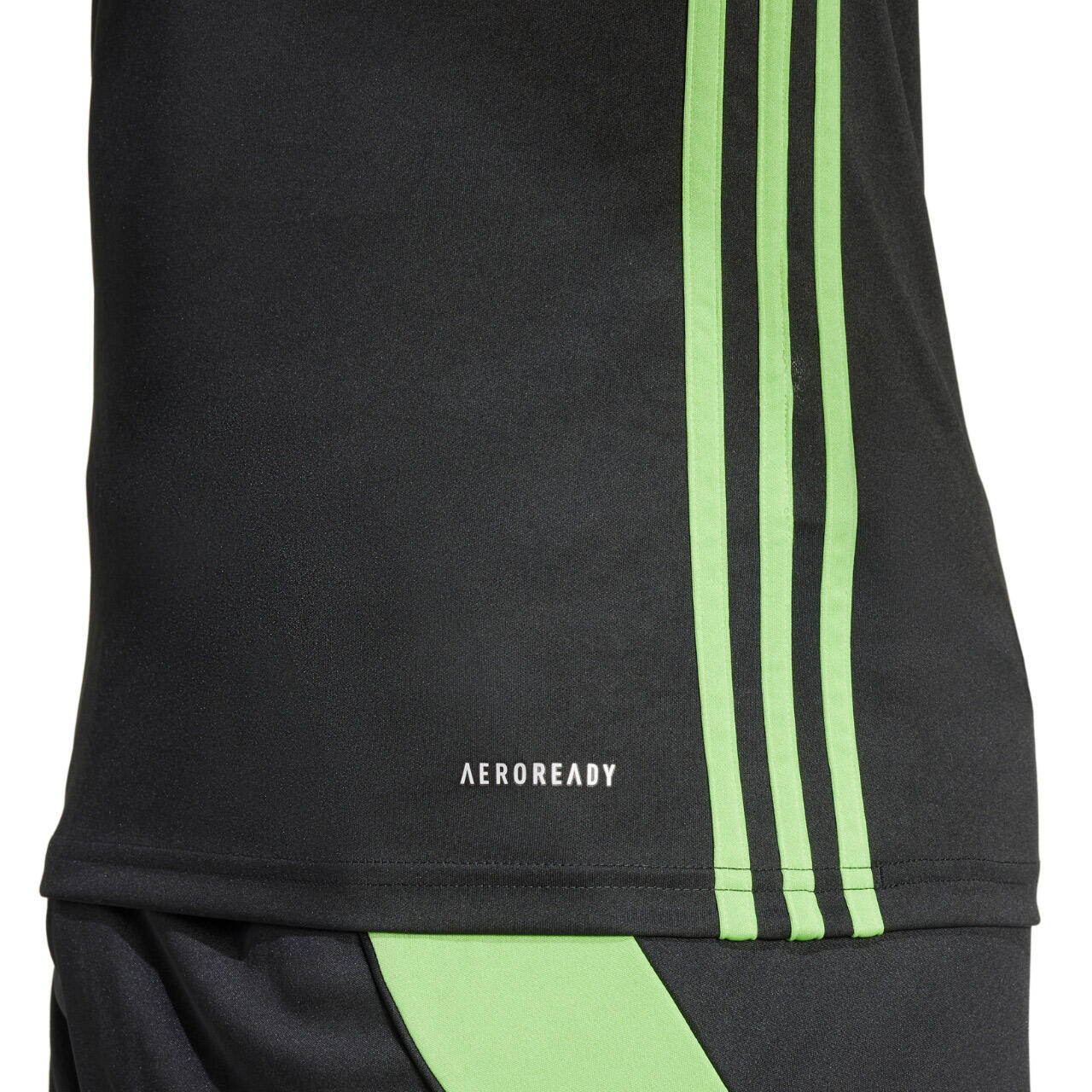 T-shirt adidas zwart van polyester 7/7