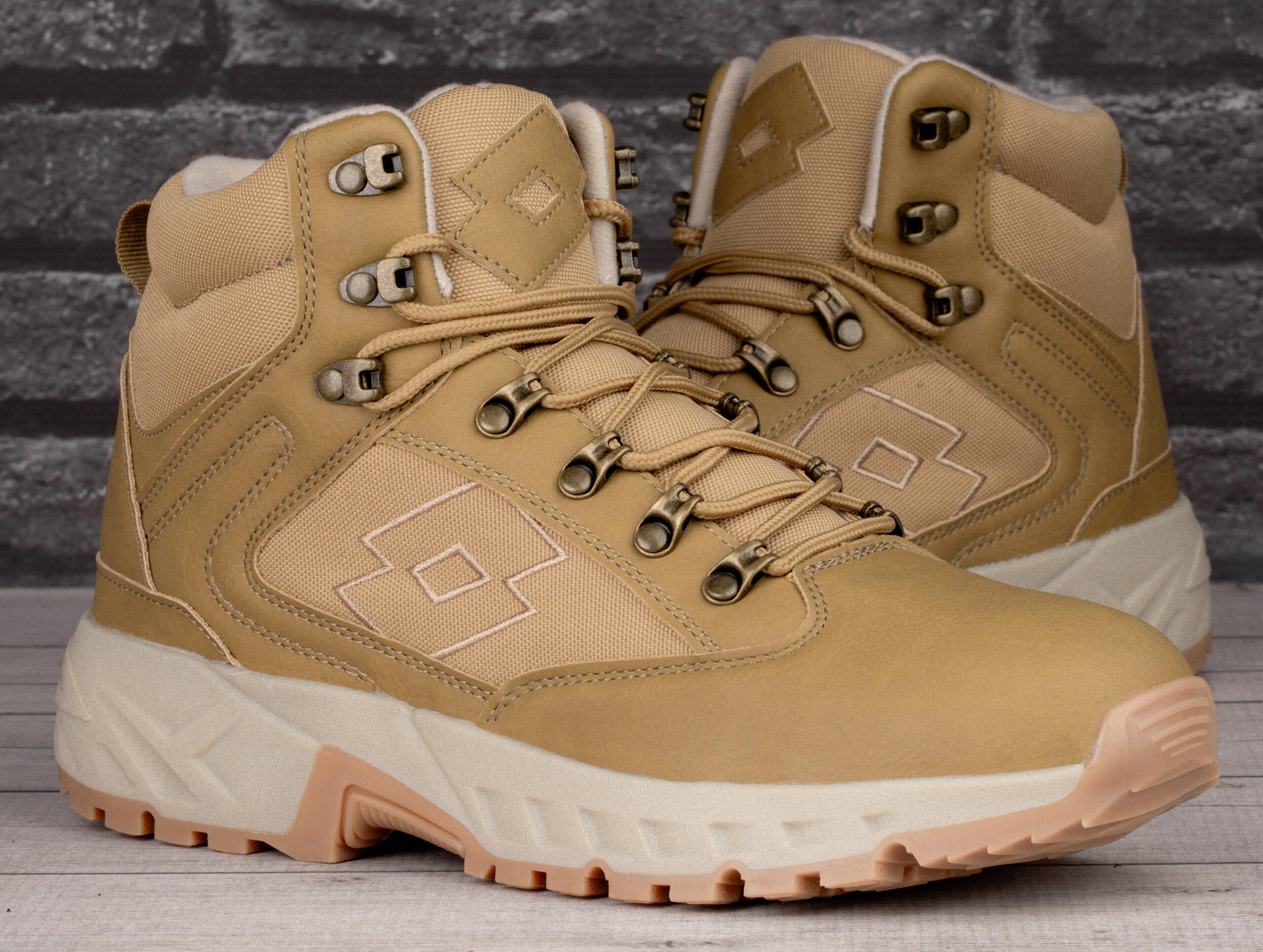 Buty męskie zimowe wysokie LOTTO WOODLARK MID WHEAT