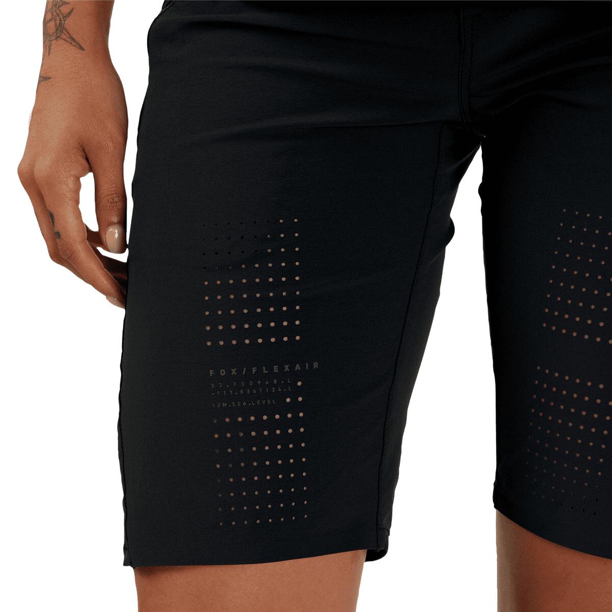 Women Flexair Shorts - Black 5/6