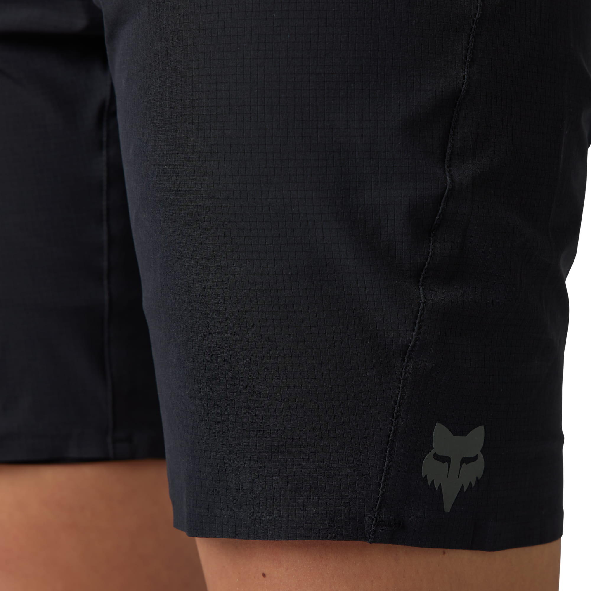 Women's Flexair Ascent Short - Black 4/6
