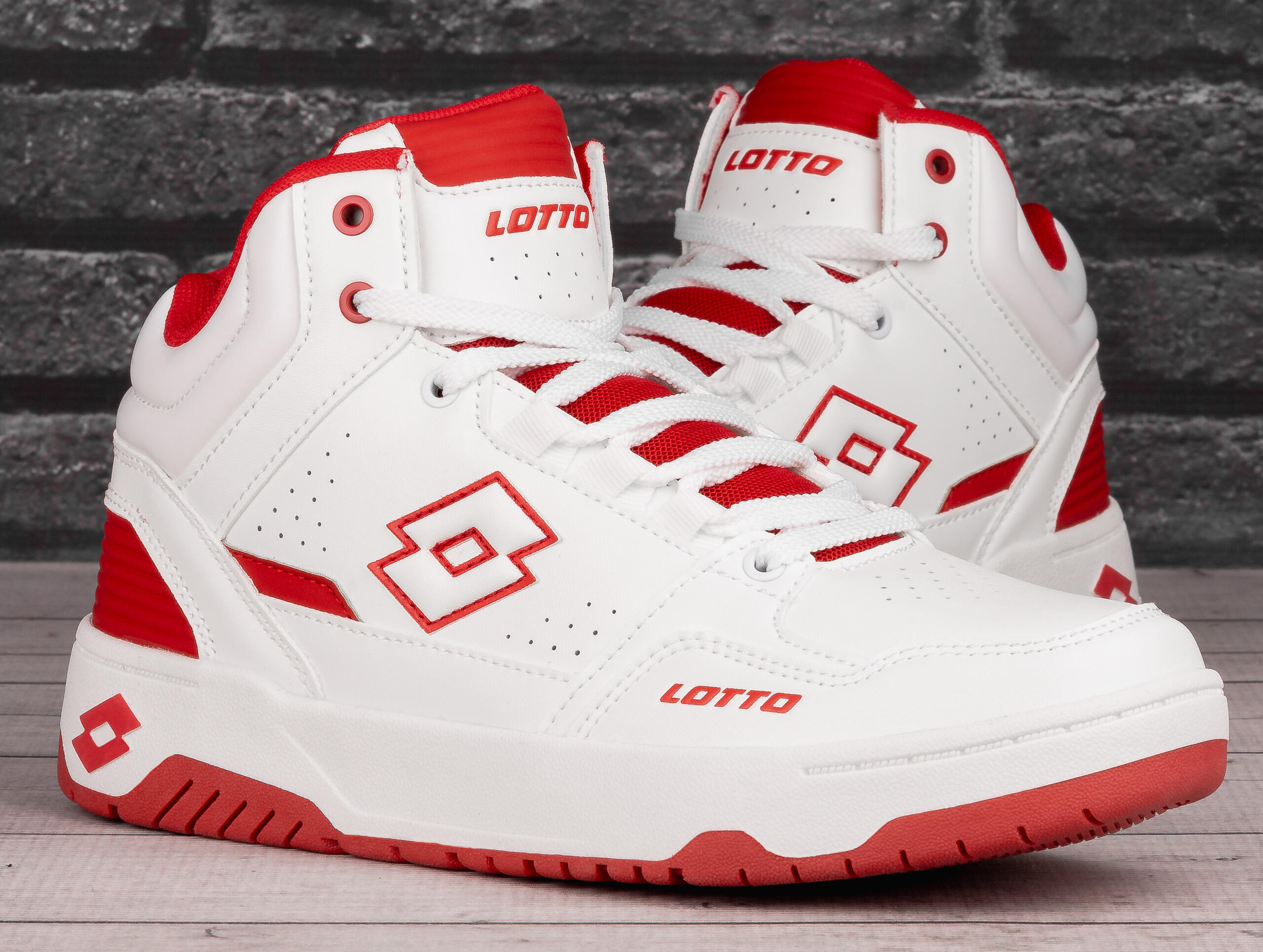 Buty sportowe męskie do koszykówki LOTTO PIVOOT MID
