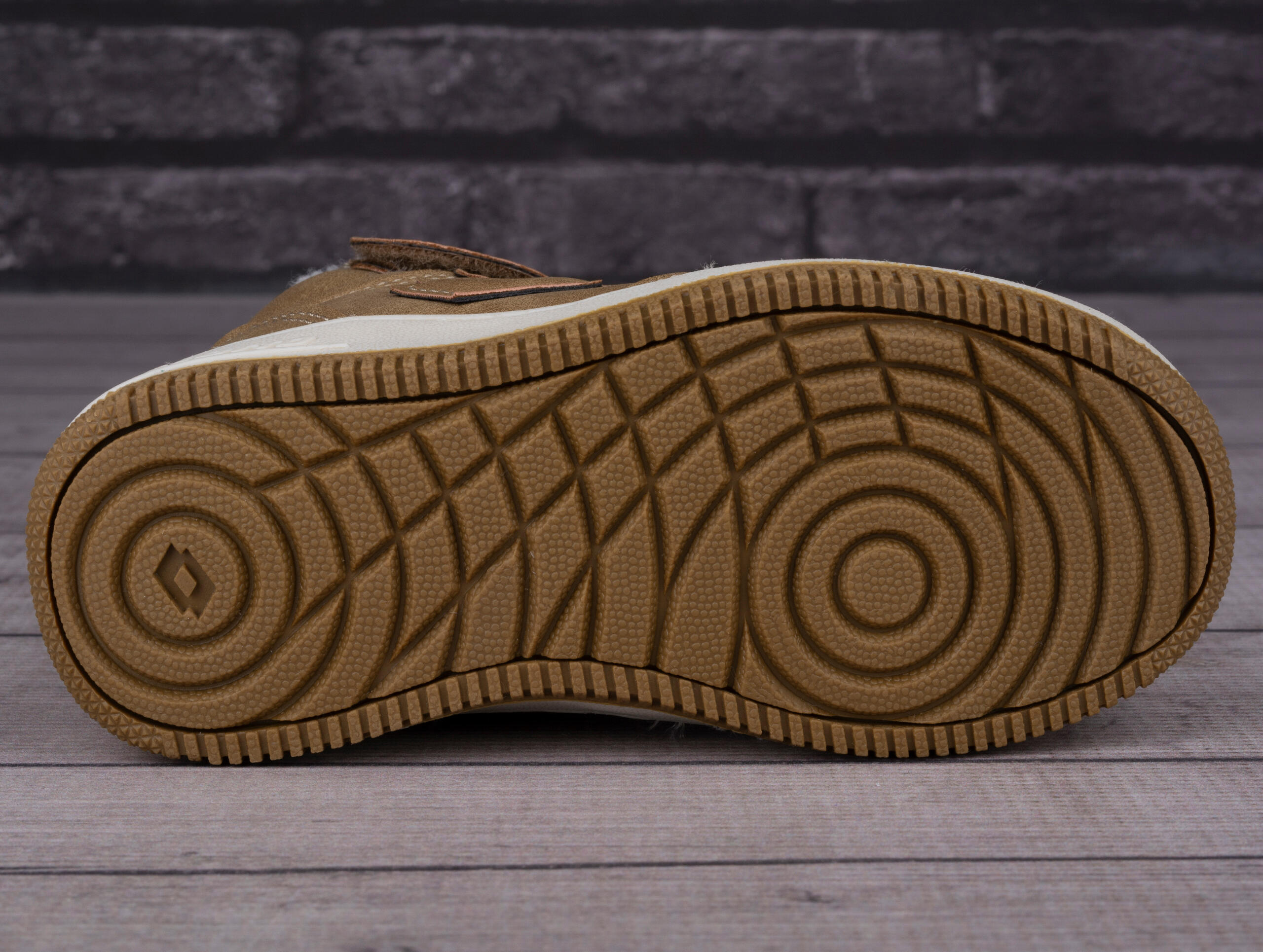 Buty dziecięce zimowe z futrem Lotto PALIOT FUR K 5/7