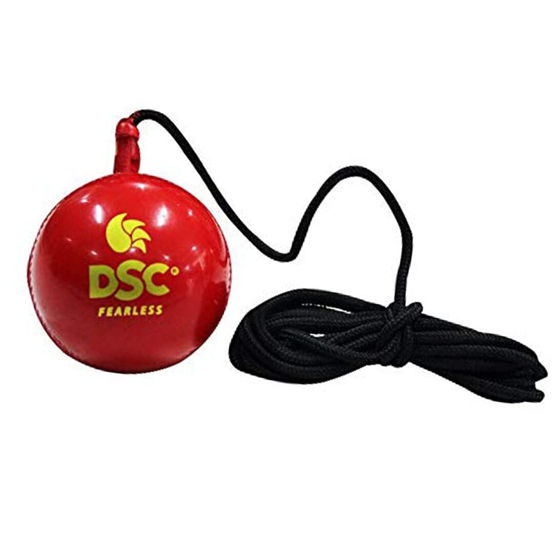DSC Hängender Übungs-Cricketball aus Gummi, Rot 4/5