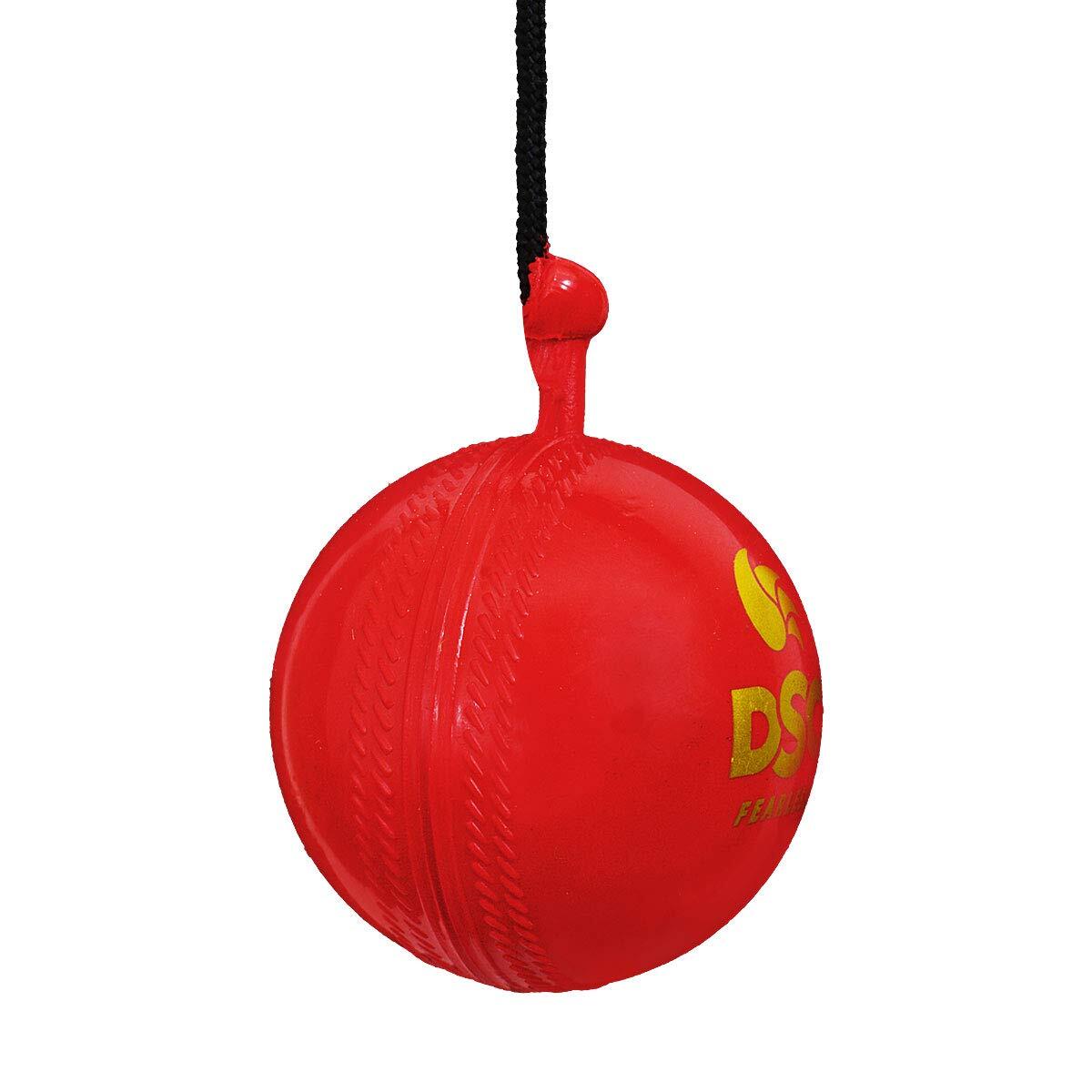 DSC Hängender Übungs-Cricketball aus Gummi, Rot 2/5