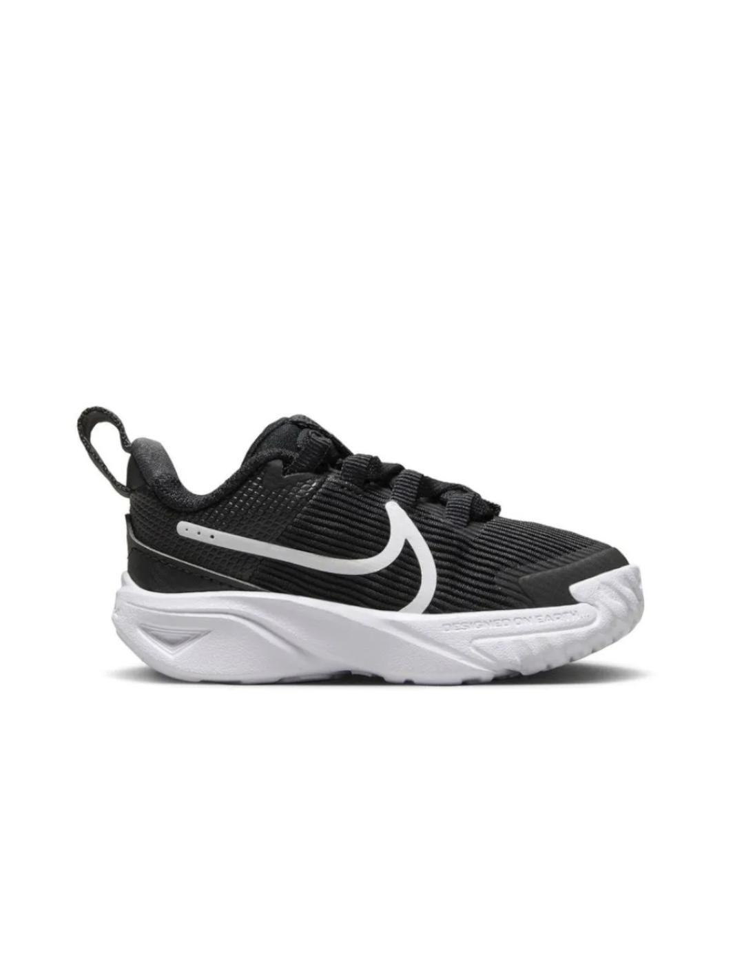 Tênis para crianças Nike Star Runner 4 nn Preto. 2/6