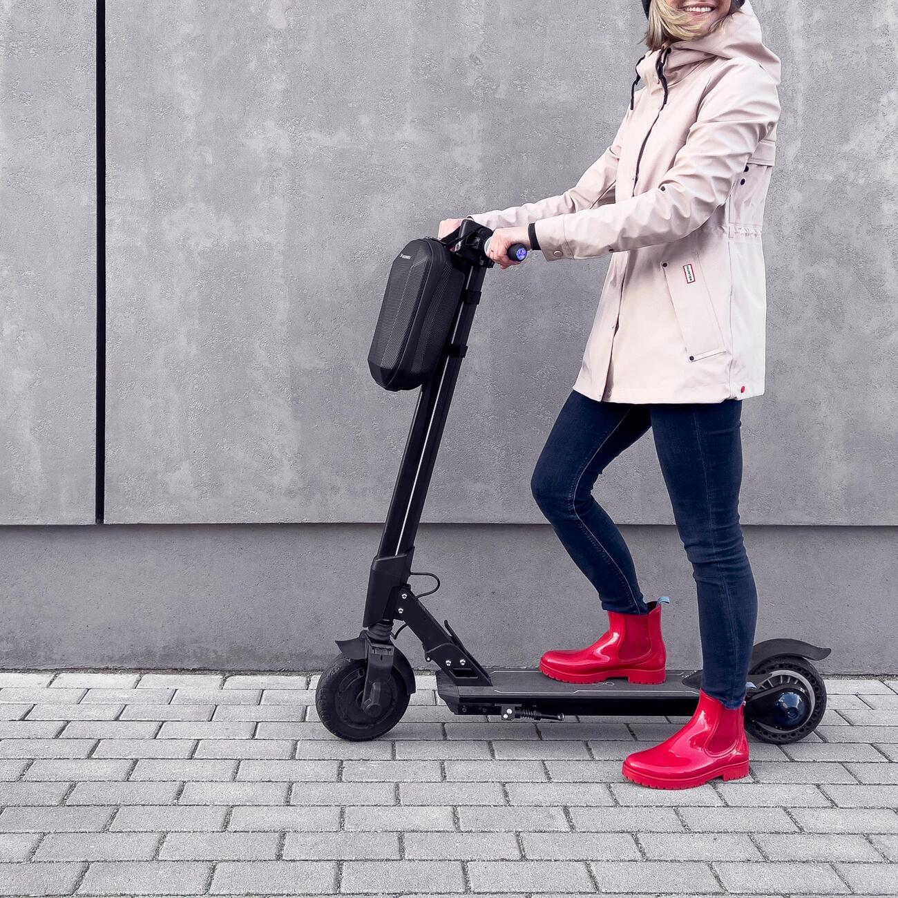 Wozinsky wasserdichte Lenkertasche für Scooter, 4L, schwarz 7/7