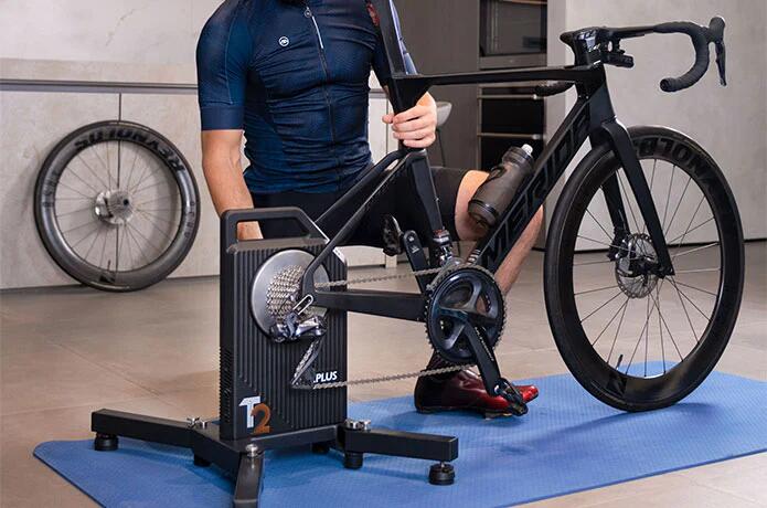 Trenażer rowerowy CYCPLUS T2 BL 5/7