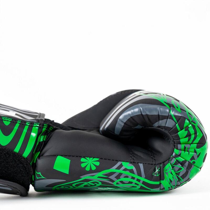 Manusi Box Knockout Skull FX
