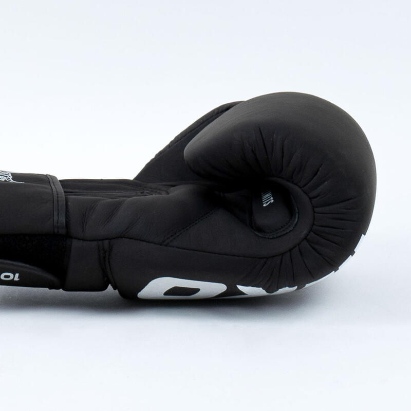Box Knockout Knocker kesztyű