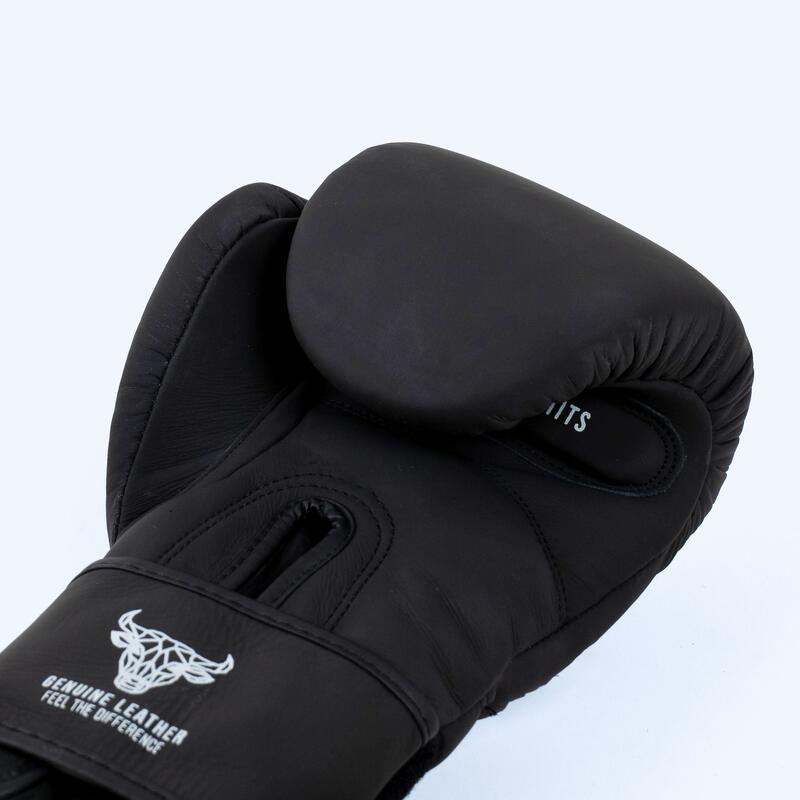 Box Knockout Knocker kesztyű
