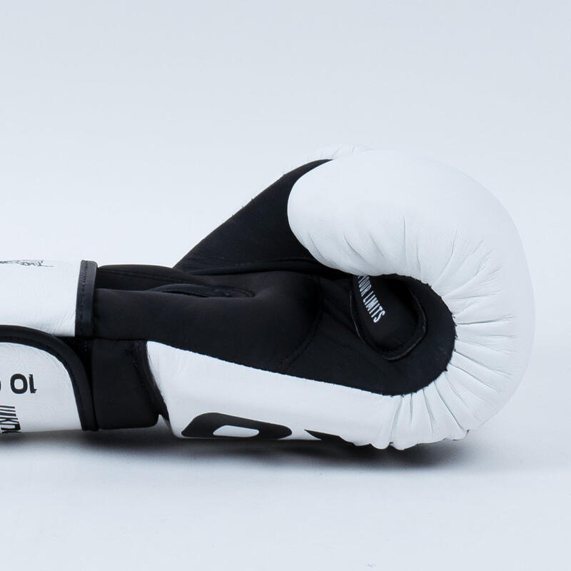 Box Knockout Knocker kesztyű