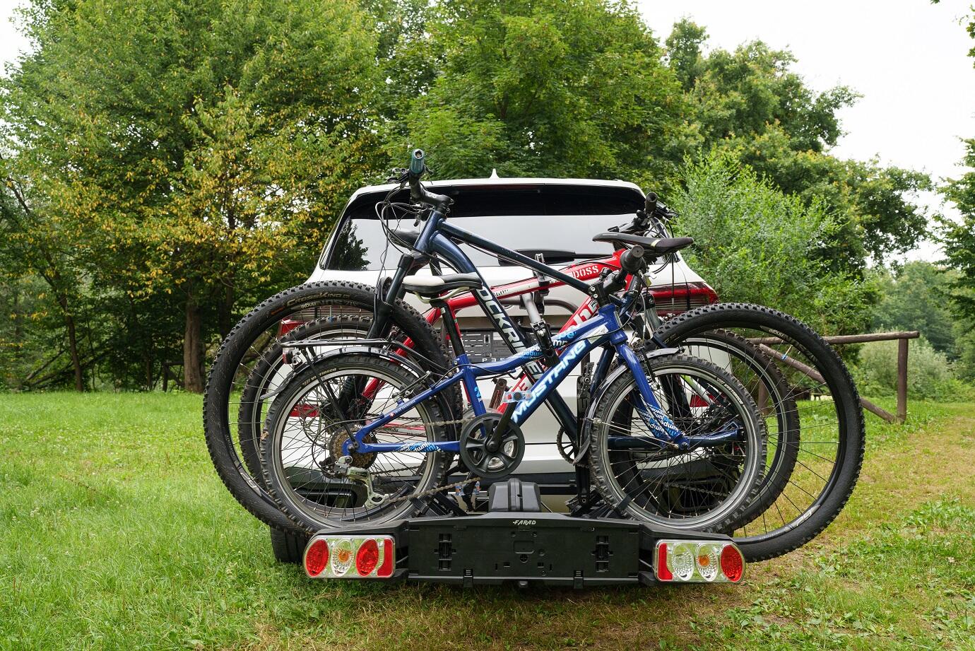 Farad porta-bicicletas modelo Susa para 3 bicicletas 3/7
