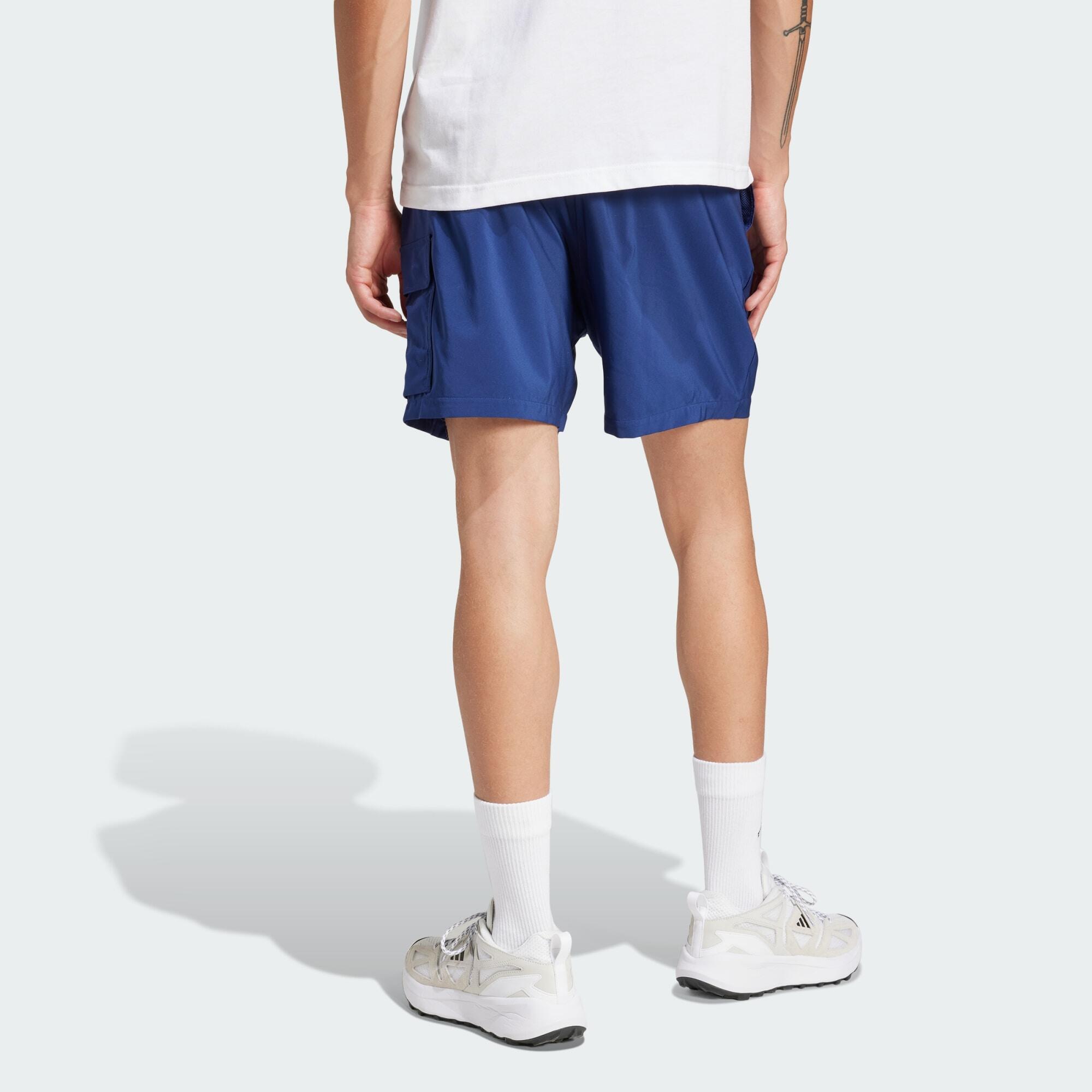 Essentials Small Logo Cargo Chelsea Shorts 3/6