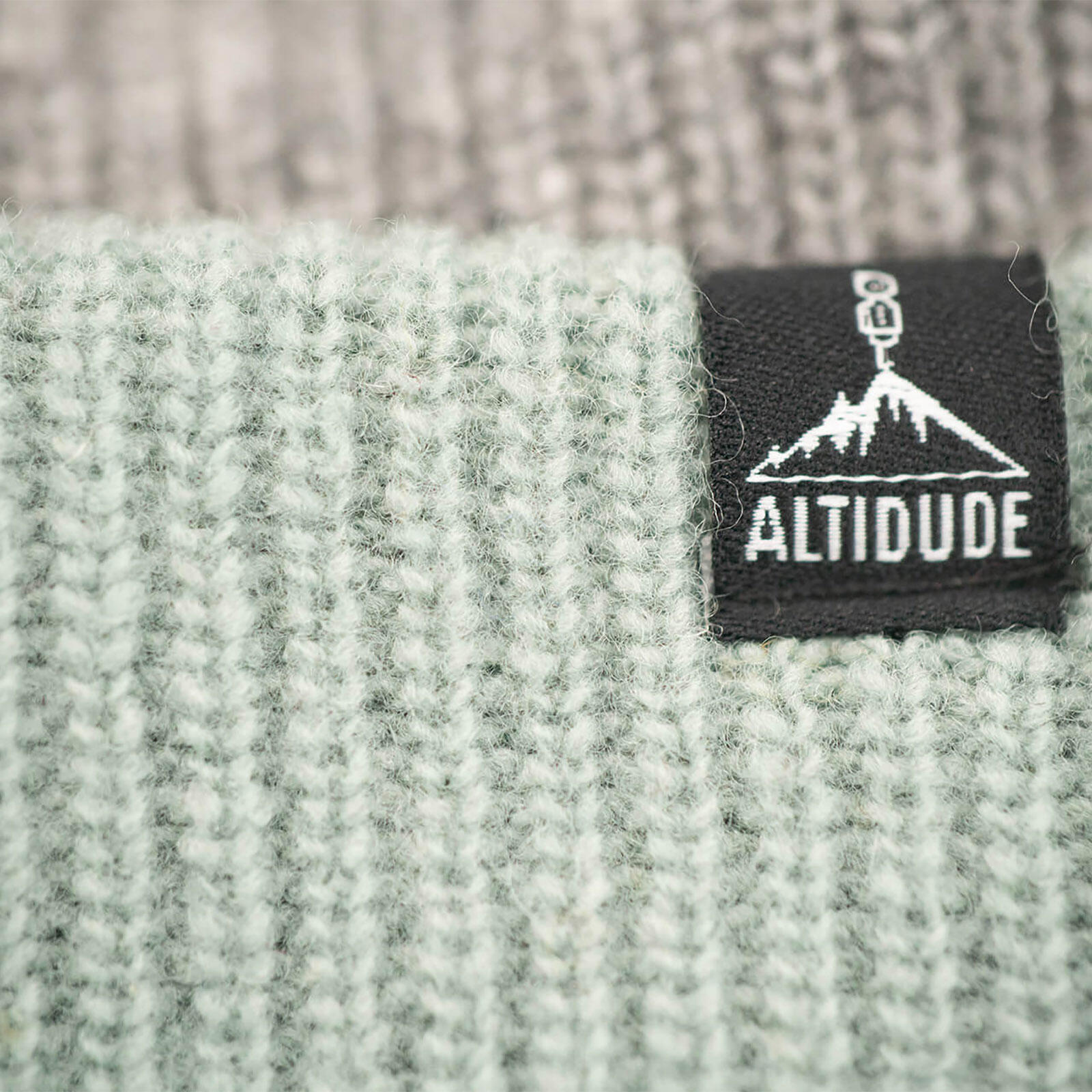 Wintermuts Hermit Duo Rip gebreide muts unisex beanie lam merino wol 4/4
