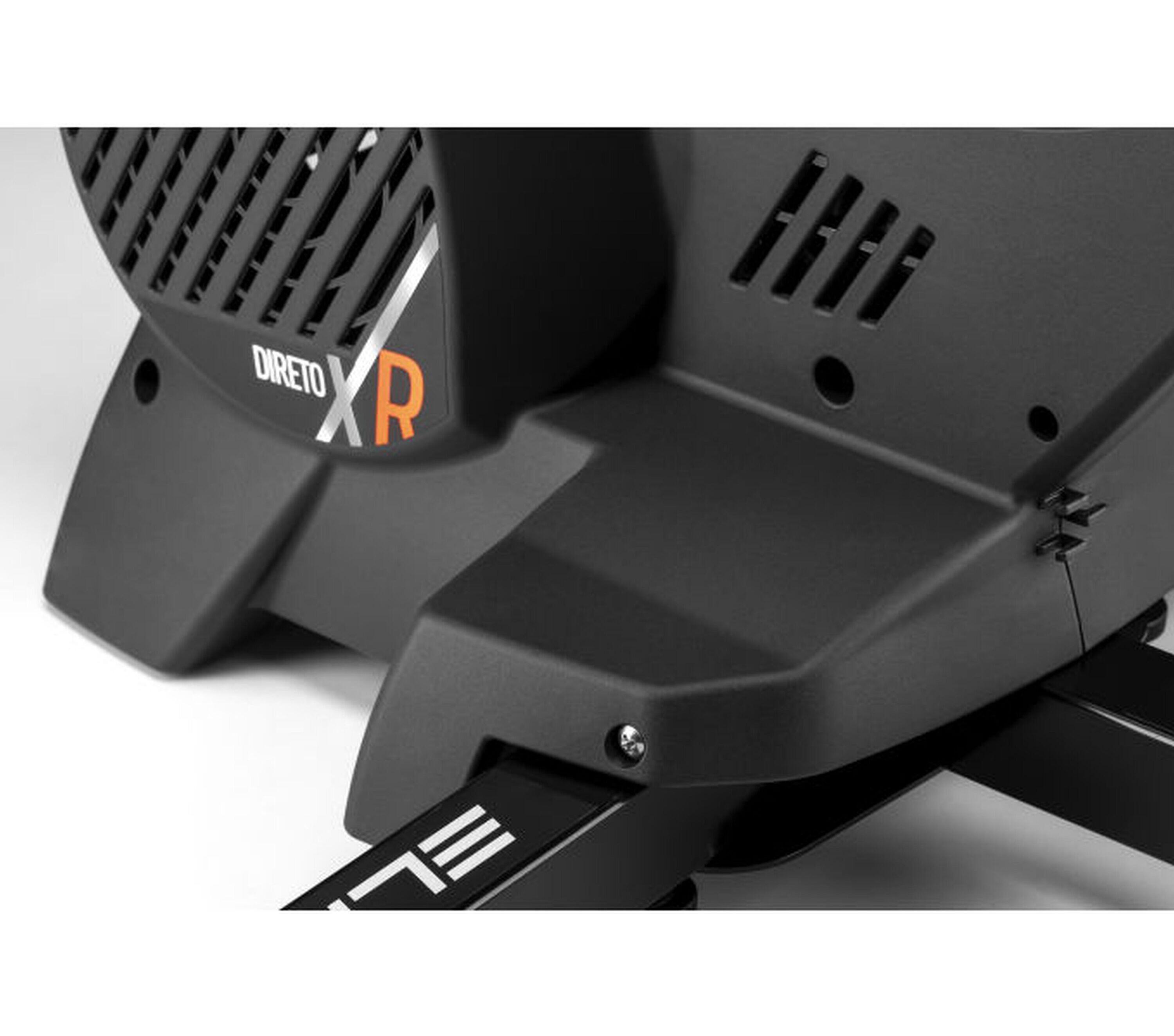 Direto XR W/Zwift tandwiel en Click roltrainer 4/5