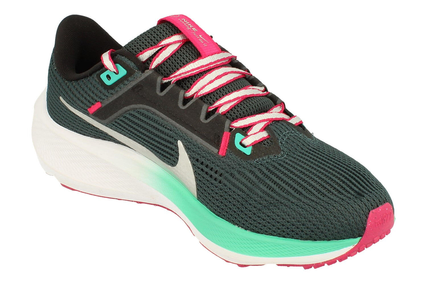 Damskie buty do biegania PEGASUS 40 4/5