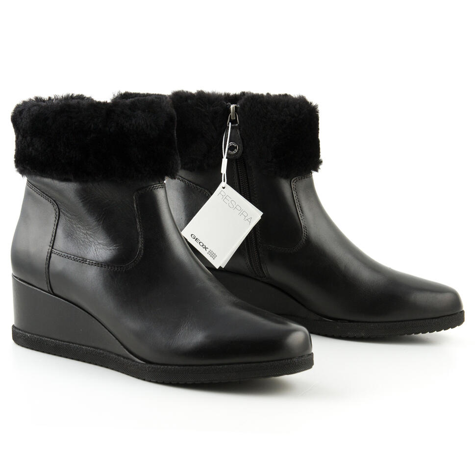 Buty do chodzenia Geox D Anylla Wedge G