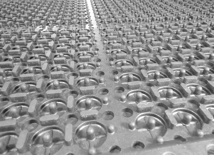 Baldosa de caucho de 14 mm con sistema de clic - 90 x 90 cm - Gris 4/6