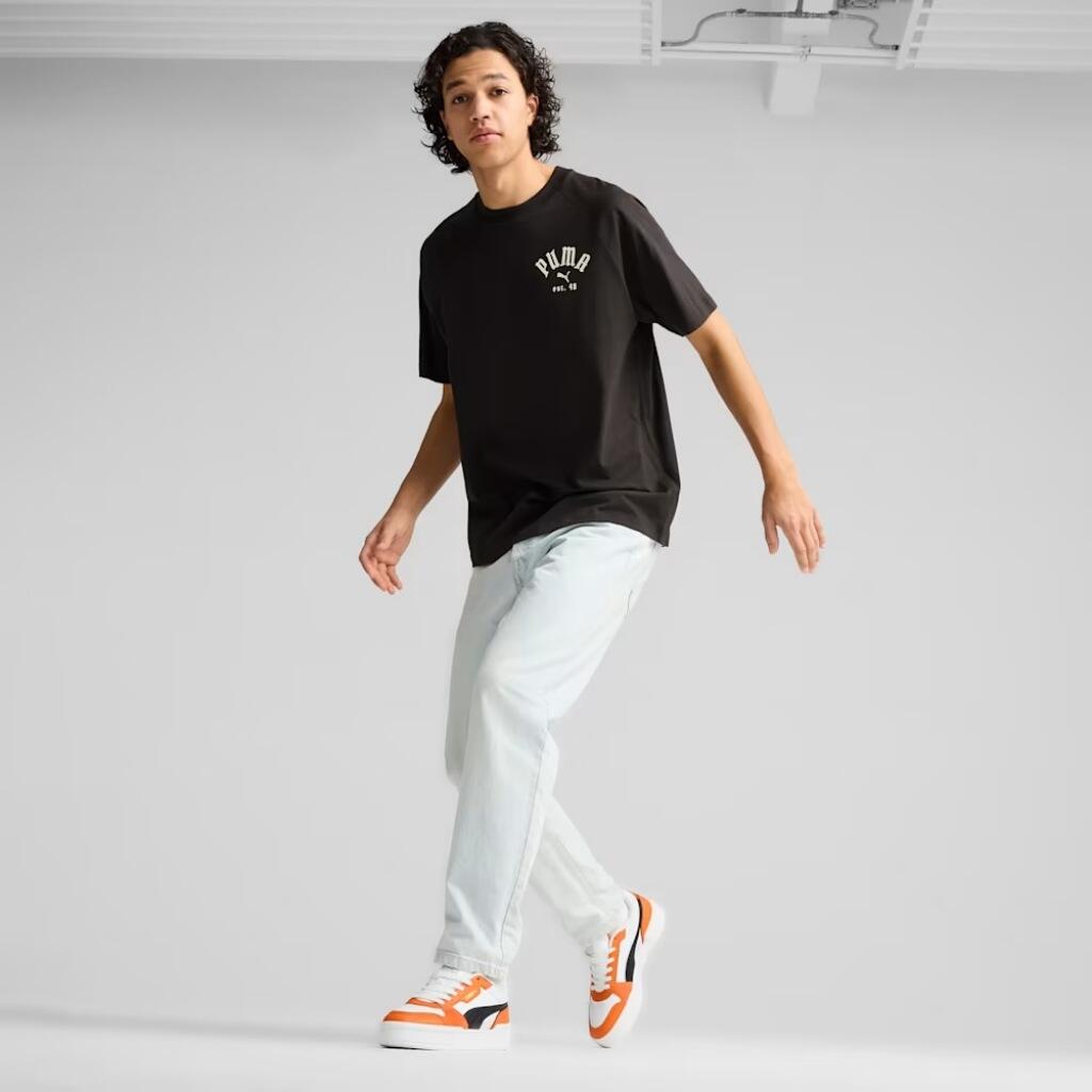 T-shirt Puma Modèle Classics Relaxed Graphic T Couleur Noir 4/7