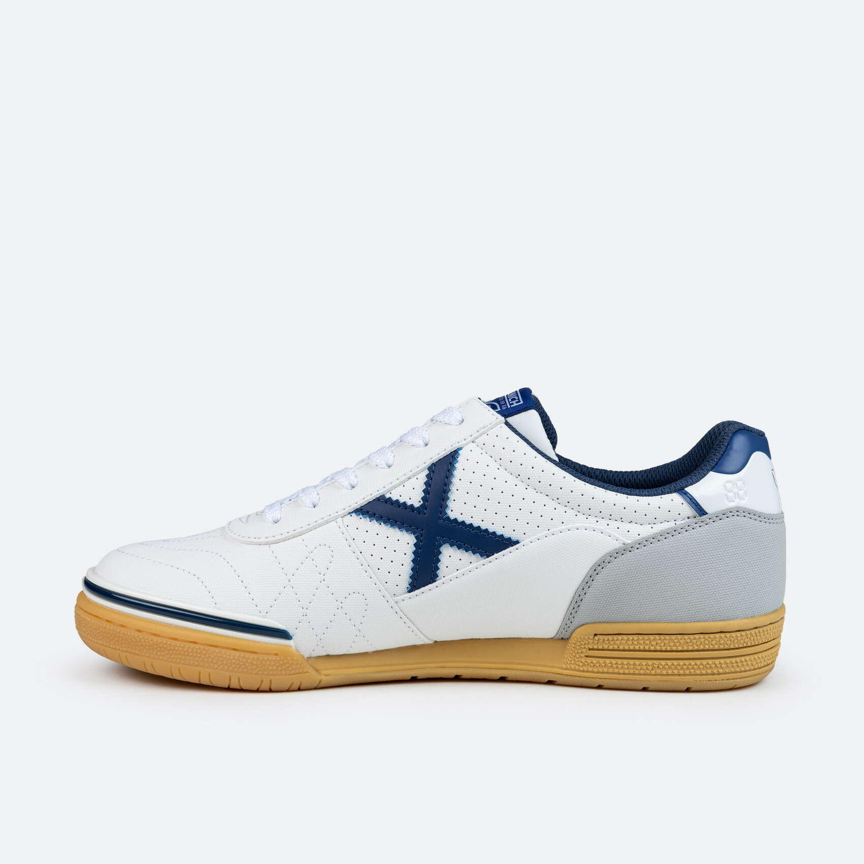 Scarpe Munich modello 3111423 per uomini 3/5