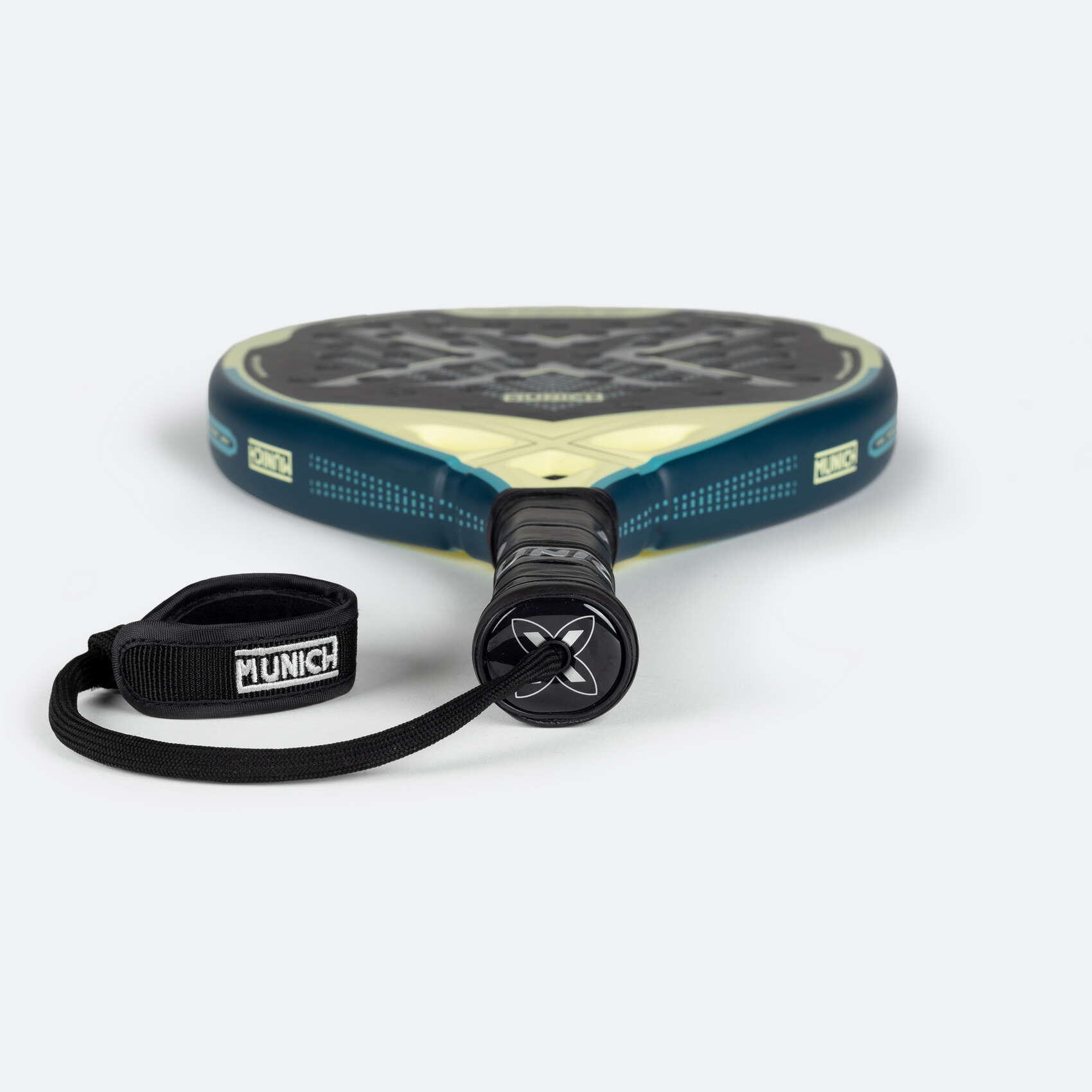 Pala de pádel MUNICH Racket Fenix negro 4/5