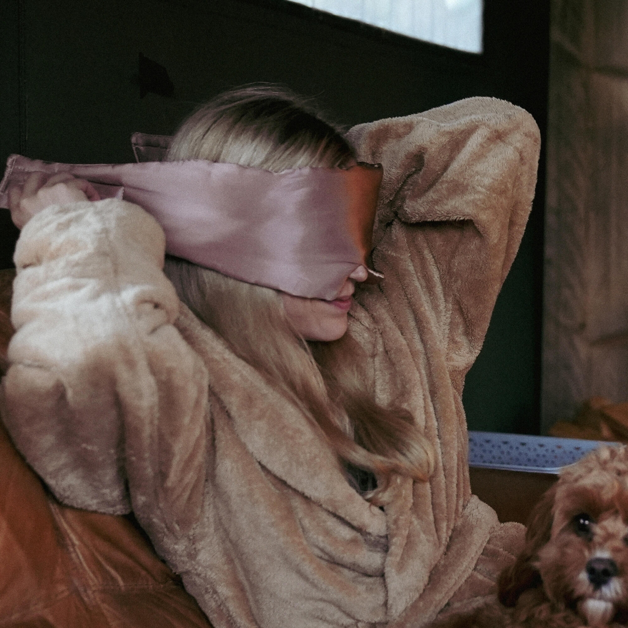 Luxury Unisex Silk Blackout Sleep Eye Mask - Misty Rose 7/9