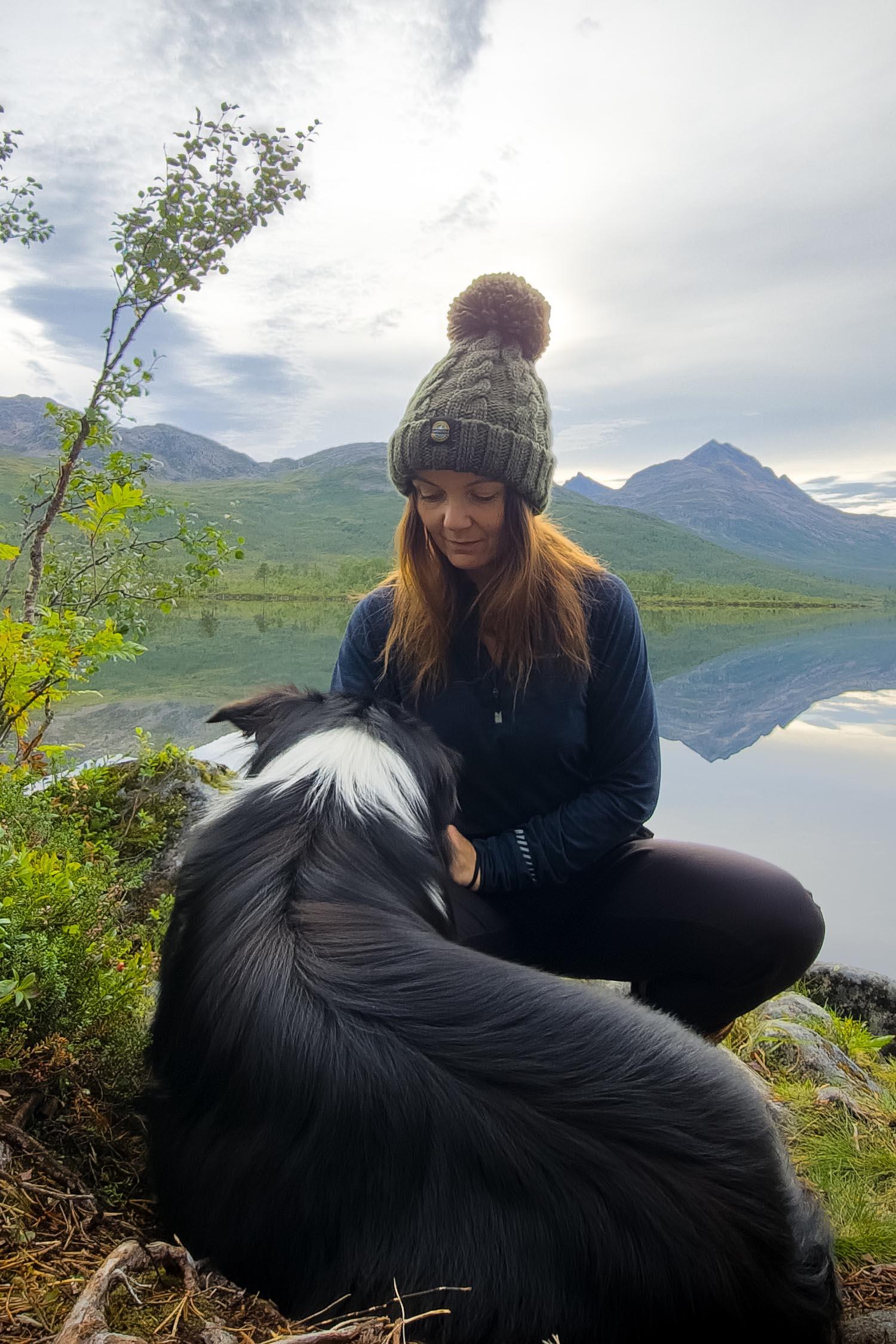 Greenland Cable Knit Hat 3/3