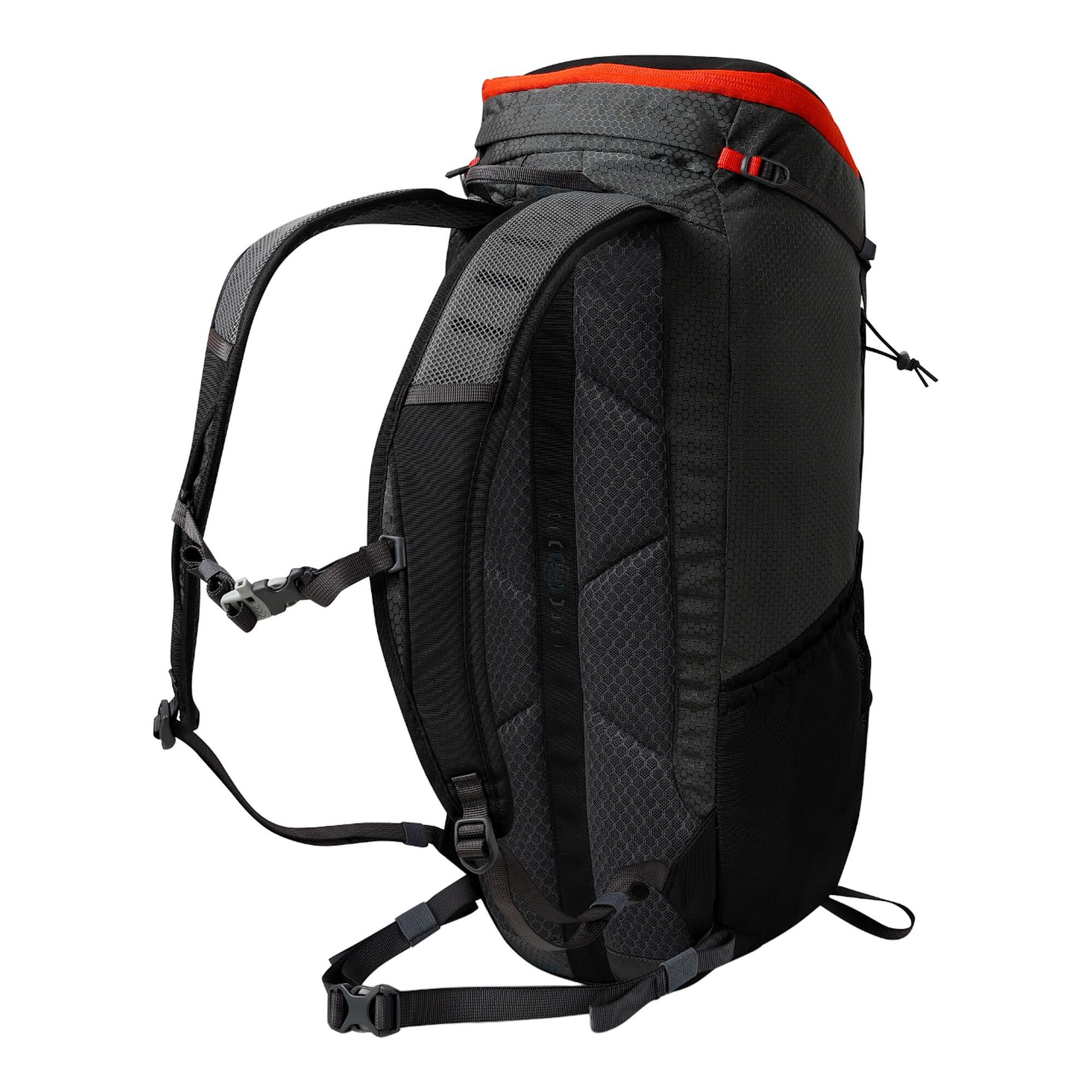 Torrek 25L Backpack (Black/Ebony) | Decathlon