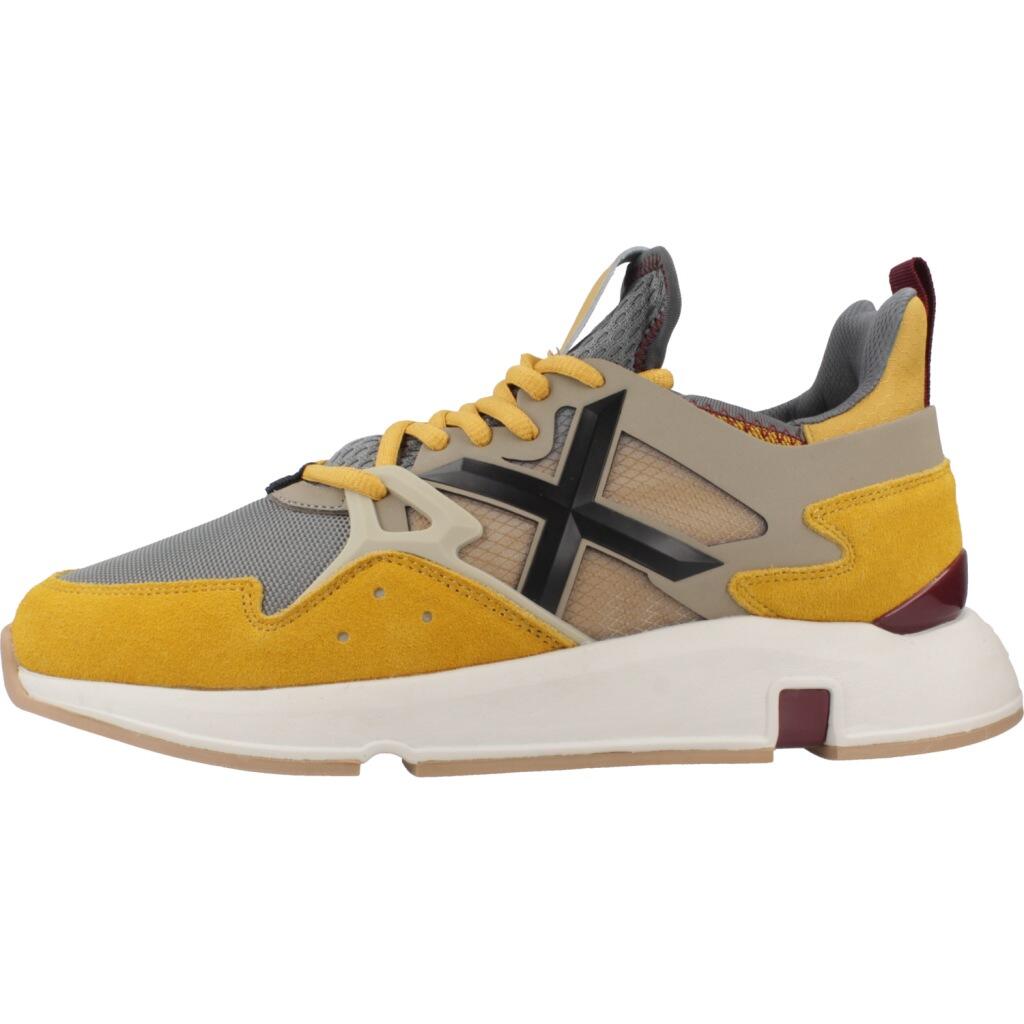 Baskets Munich Modèle Clik77 Couleur Jaune 2/5