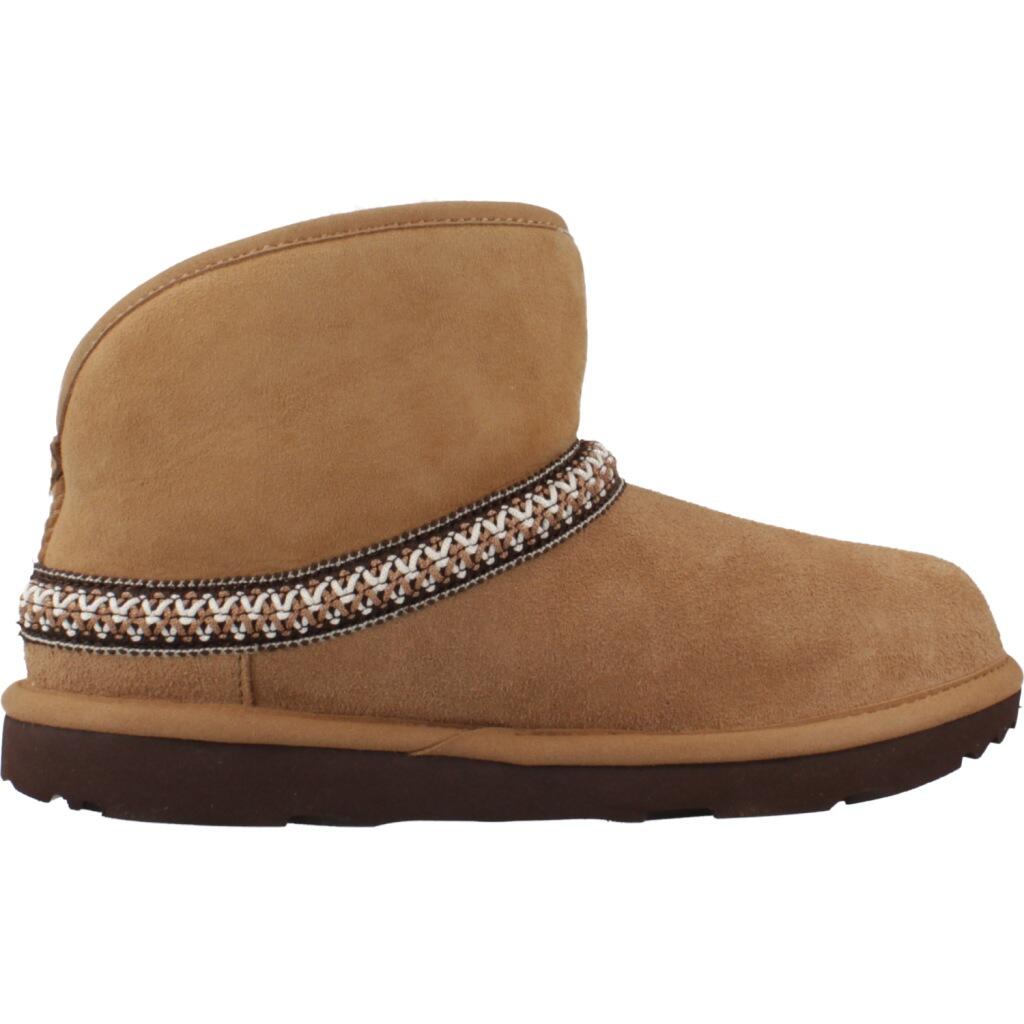 Sandale
Botte esquimau Baskets Enfants UGG Classic Mini Crescent Cui 4/5