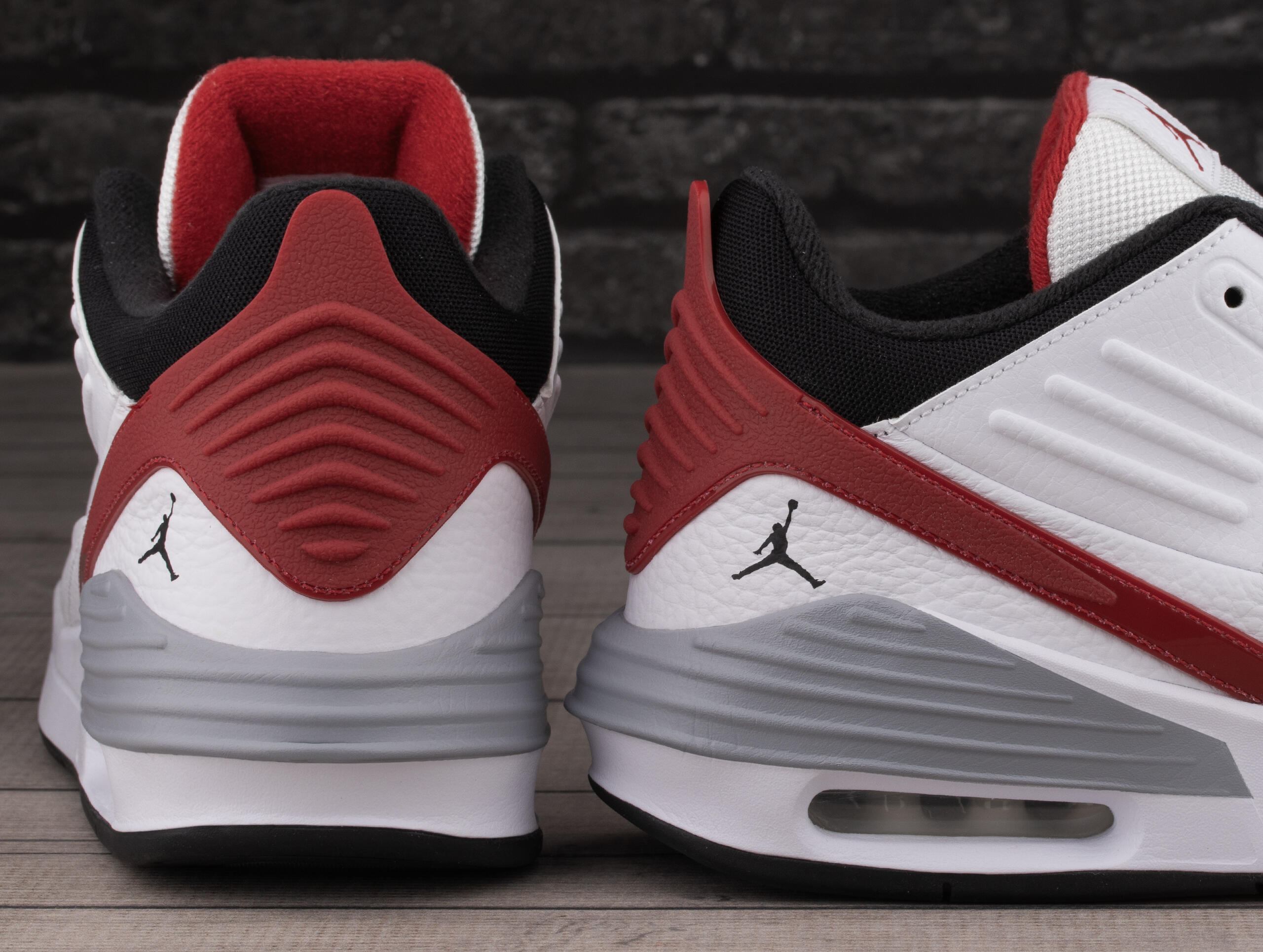 Buty męskie do koszykówki Nike Jordan MAX AURA 5 4/7