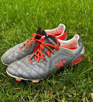 Entre Particuliers - Chaussures de football gris-orange