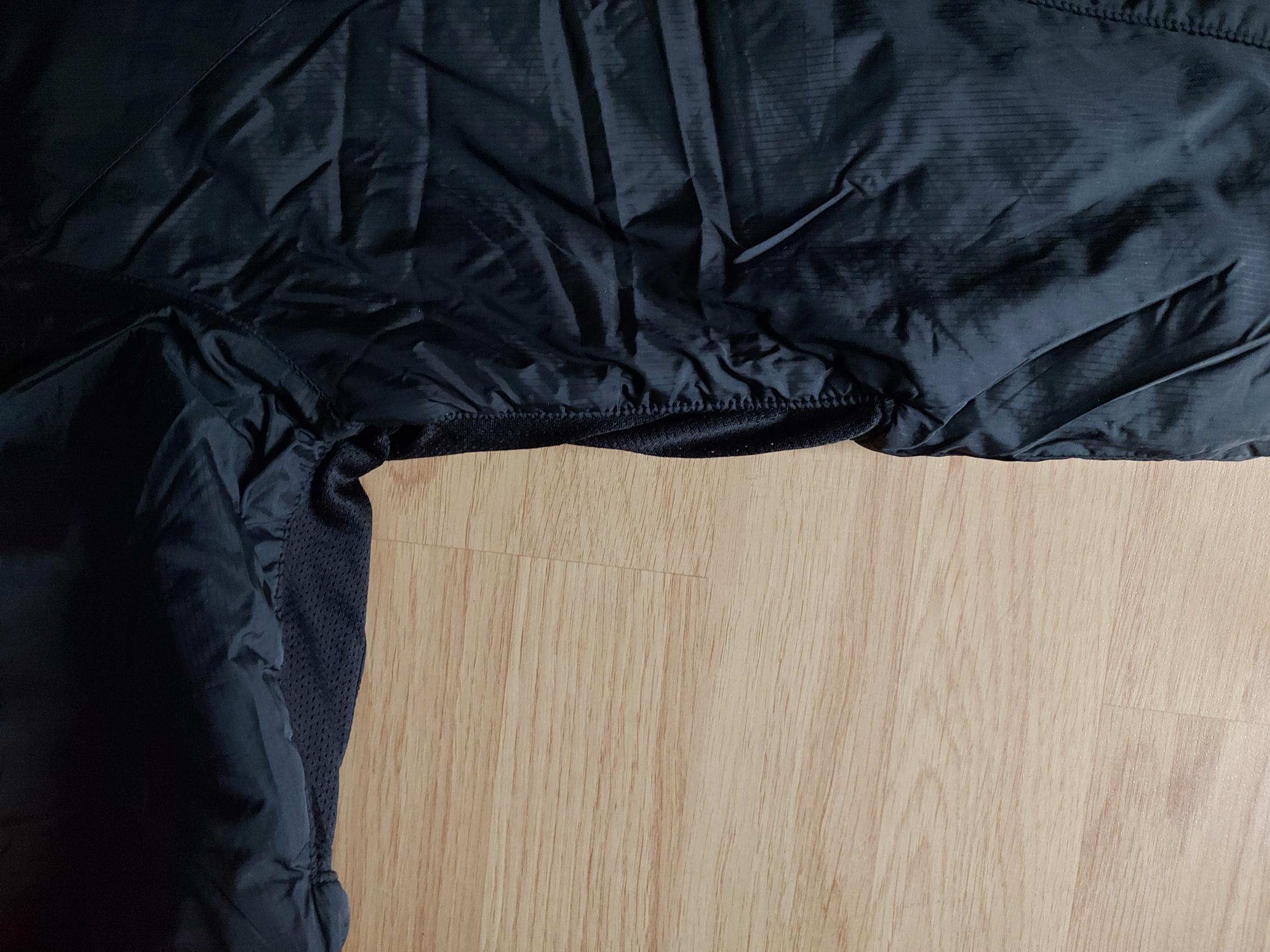 Entre Particuliers - Veste intérieure Urban Outdoor Hommes - Moyenne 2/3