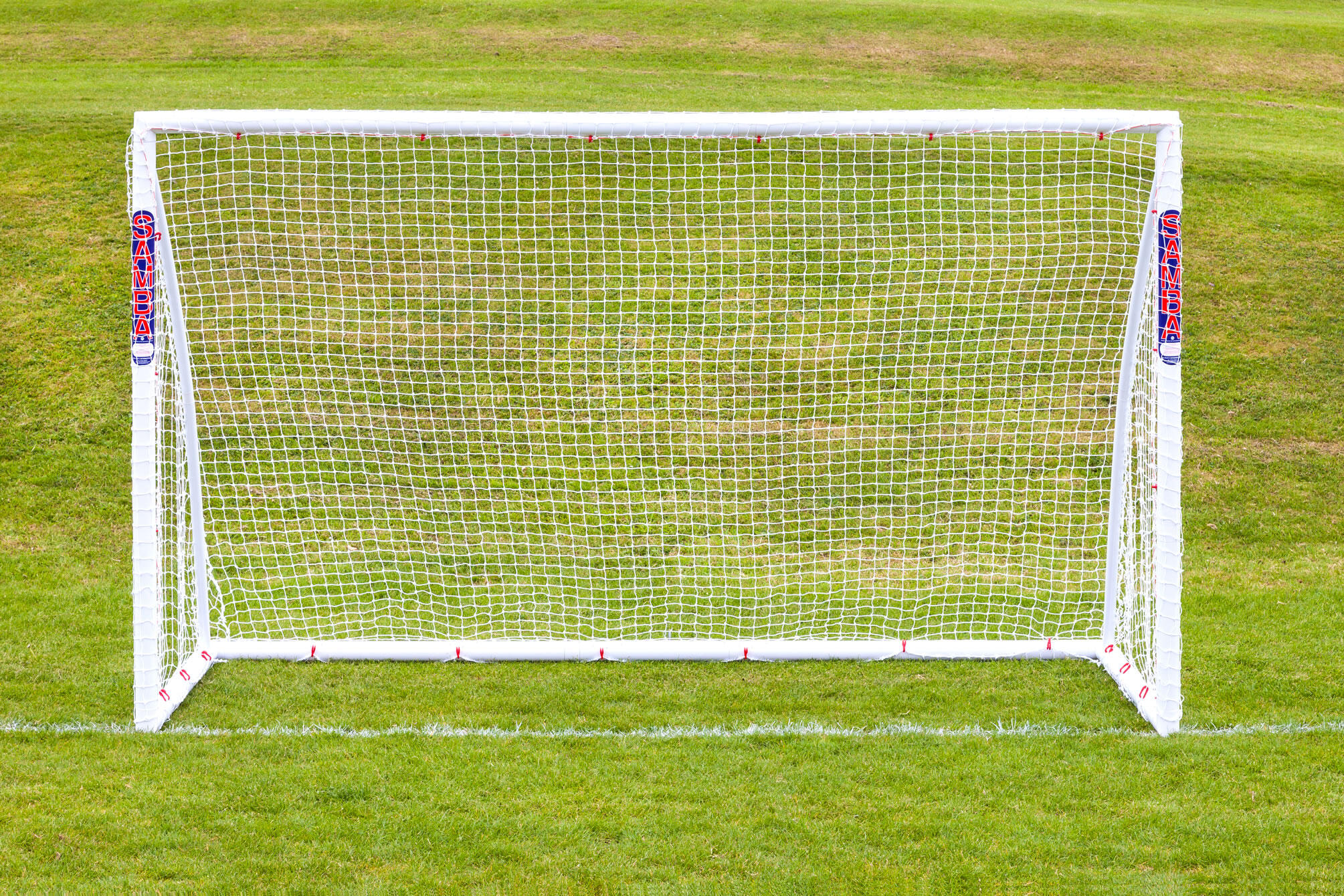 10ft x 6ft Junior Hockey Goal WITH carry bag 2/7