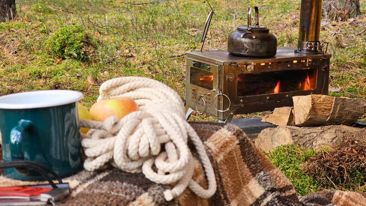 Bushmen FASTFOLD Camping Stove L2W 4/7