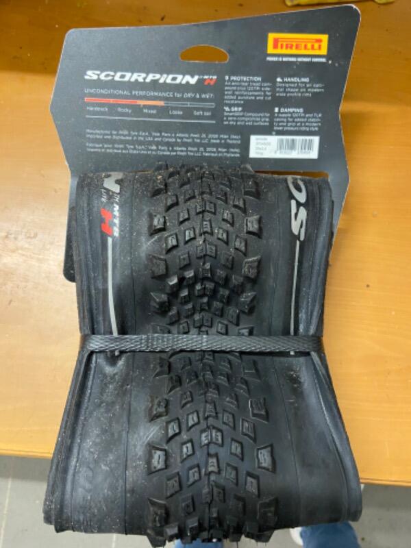 Entre Particuliers - Pirelli scorpion ht light 29x2,4 neuf 2/2