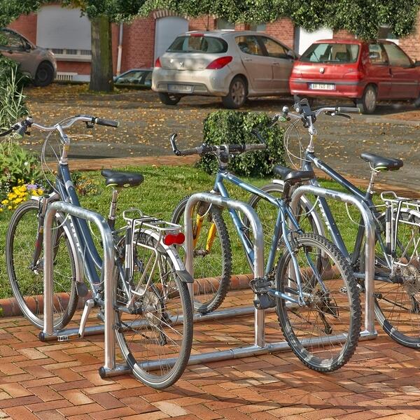 Support vélos en ligne 3 arceaux pour 6 vélos 1/2
