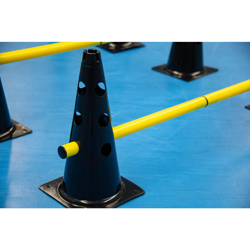 Lot de 4 cônes d’agilité avec barres